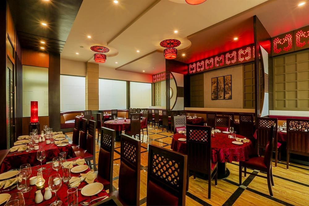 Golden Chariot Vasai Hotel Екстериор снимка